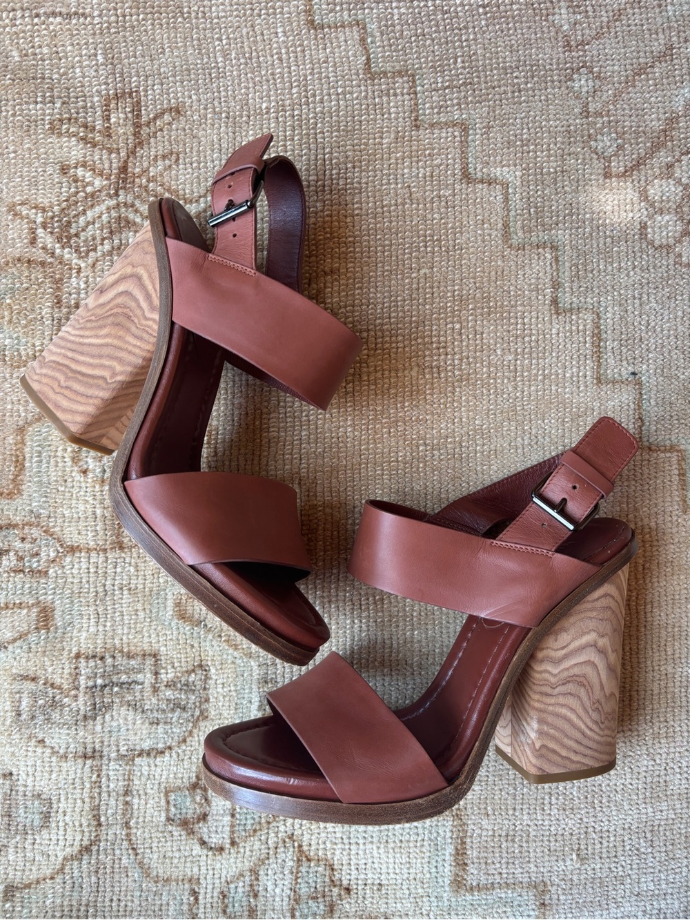 Vince Haley Leather Wood Block Heel Sandals Made in Italy 9.5